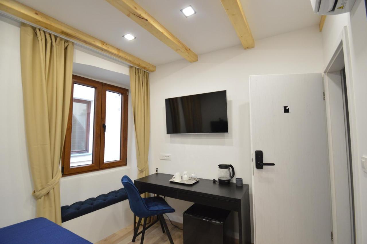 K Rooms Old Town Self Check In Zadar Exterior photo