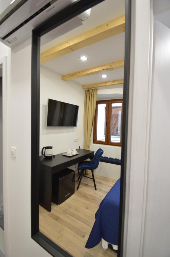K Rooms Old Town Self Check In Zadar Exterior photo