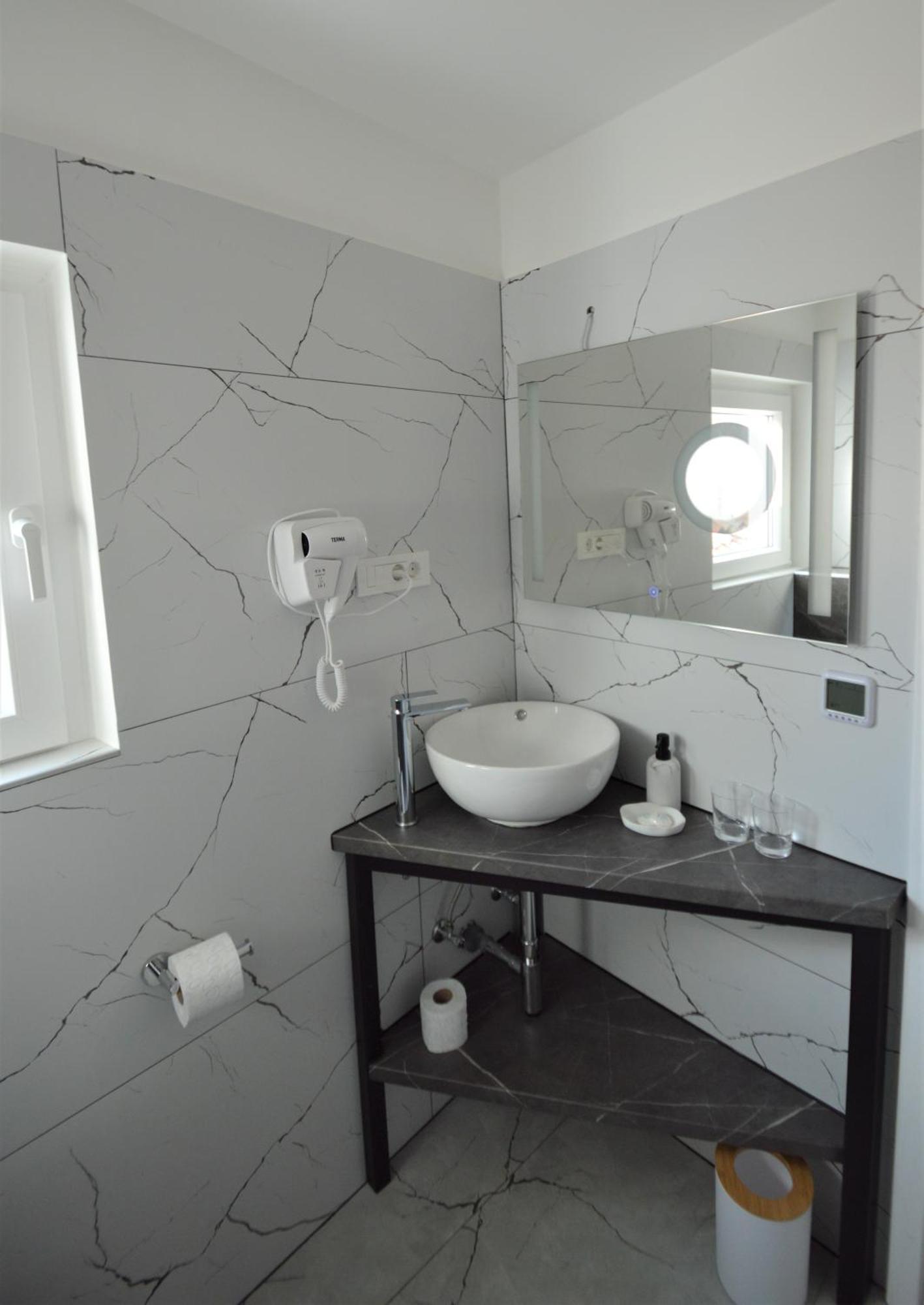 K Rooms Old Town Self Check In Zadar Exterior photo